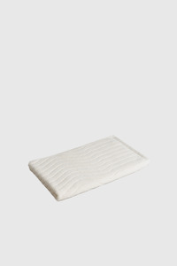 Clothing: Eyre Organic Cotton Bath Mat - Ivory