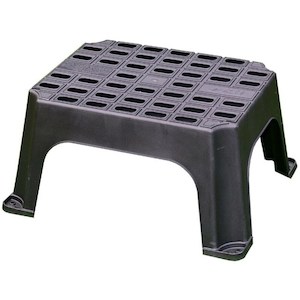 Milenco Single Plastic Step – Infinity RV Infinity Caravans Motorhomes Sales & Service