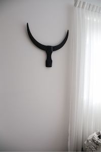 Teak Buffalo Head Black