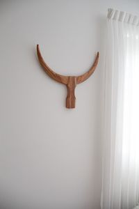 Furniture: Teak Buffalo Head Natural