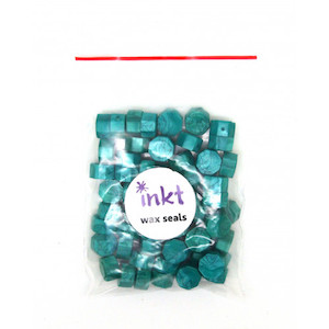 Turquoise green wax, pellets - bag