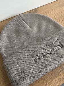 Kakahu Clothing: beanie - powder