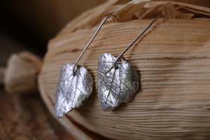 Taonga By Twilight: Kawakawa Earrings - Silver