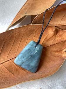 Toki Pounamu - Whakatu Blue Jade