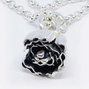 Quirky Collectibles: "Vivee", sterling silver medium curl pendant (Chain sold separately)