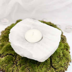 Quartz Partially Polished Candle Holder (approx. 11x9.6cm)