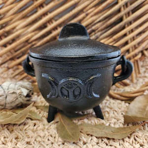 Aromatics Accessories: Triple Moon Cast Iron Incense/Resin Cauldron (approx. 10x10cm)