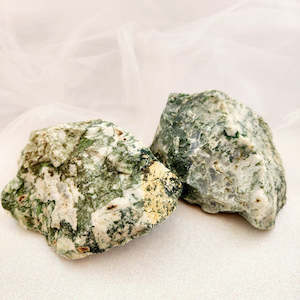 Moss Agate Rough Rock (assorted. approx. 12.8-14.5x8.5-9.3cm)