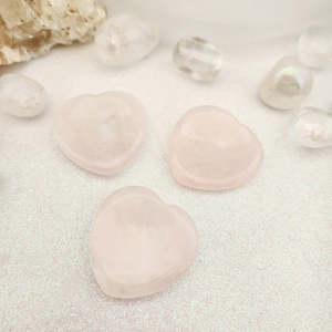 Rose Quartz Heart Worry Stone (assorted. approx. 4x4cm)