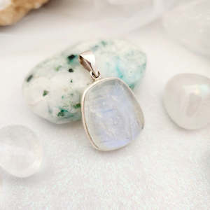 Rainbow Moonstone Pendant (sterling silver)