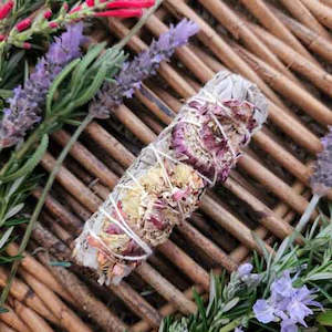 Cleansing Blessing: White Sage & Bourganvillea Flower Cleansing & Blessing Stick / Bundle (assorted. approx. 10-12cm)