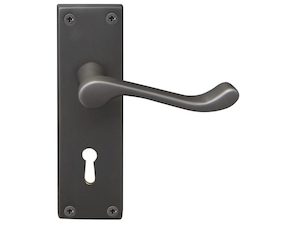 Hardware - domestic: Windsor 7005 Belmont Lever Lock On Plate