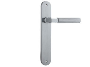 Bankston Brunswick Brushed Chrome Passage Handle On Oval Backplate