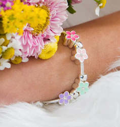 Homewares: Petite Fleur Bouquet Bracelet