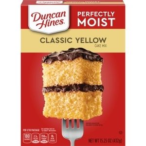 Duncan Hines Classic Yellow Cake Mix (dated july 24)