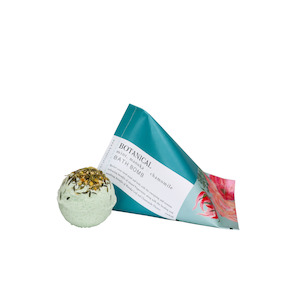 Homewares: Mint, Manuka & Chamomile Bath Bomb