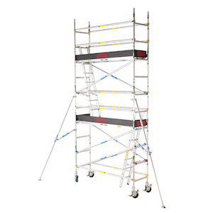 Oldfields Mobile Scaffolds: 2600 Series W0.7m x L2.4m x H4.0m MobileTower