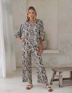 Womenswear: Humidity Eden Pant Navy Print