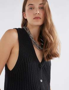 Womenswear: Elk Kupa Knit Vest Black