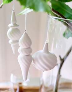 Robert Gordon Hanging  Bauble Ornaments Set Of 3  White