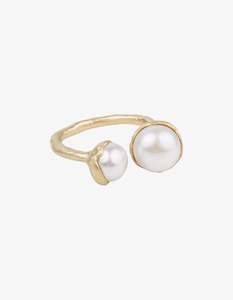 Womenswear: Fairley Double Ring Pearl Gold