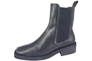 Carrano Chelsea Black Boot