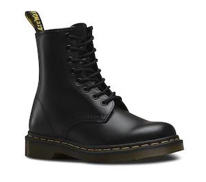 Clothing: Dr. Martens 1460 8 Up - Black Smooth