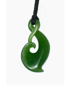 Jade Single Twist Pendant 30mm