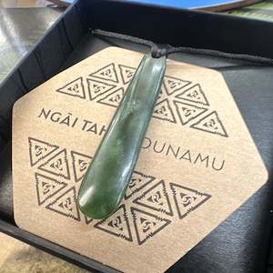 Pounamu: Ngai Tahu Pounamu - Medium Roimata