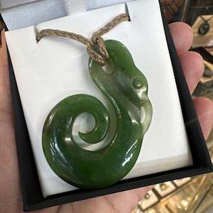 Pounamu: Te Wahi Pounamu Large Manaia with Koru Tail