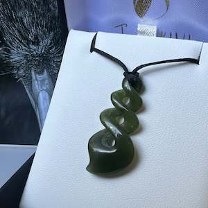 Pounamu: Triple Greenstone Jade Twist