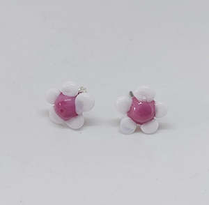 Nz Artist Collections: Delicate Manuka Stud Earrings