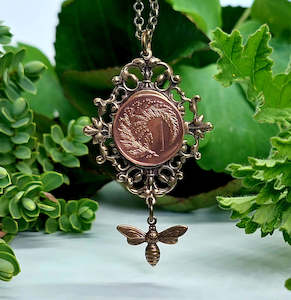 One Cent Coin Garden Frame Necklace - Bronze