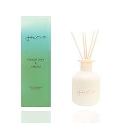 FRENCH PEAR & VANILLA TRIPLE SCENTED REED DIFFUSER