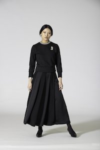 Fashion design: Pleated Skirt Black