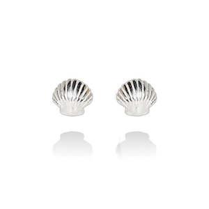 Mini Scallop Stud Earrings (Iconic)