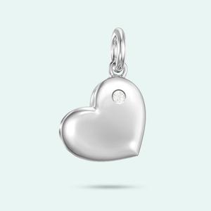 9k White Gold Heart Diamond Charm