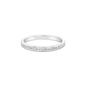 9k White Gold 22 Stone Diamond Anniversary Ring