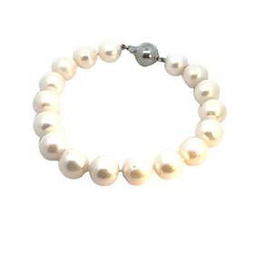 Freshwater Pearl Bracelet - 10mm