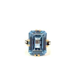 Greengrocery: Vintage Blue Topaz Dress Ring in 9ct Yellow Gold