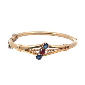 Greengrocery: Antique Sapphire  Bangle in 14ct Yellow Gold