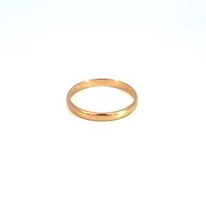 Greengrocery: Antique Wedding Band in 9ct Yellow Gold 2