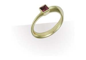 Mobius: African Spinel Ring Design, Yellow Gold