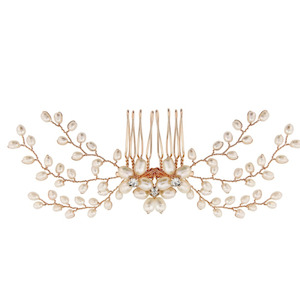 Womenswear: Delicate Pearl Comb