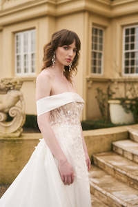 Theia Overskirt