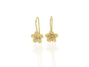 Earrings: 9ct Gold Manuka Drop Earrings