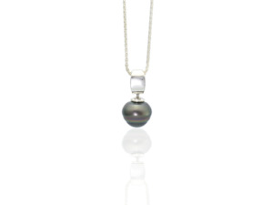 Black Pearl Pendant - Tongareva