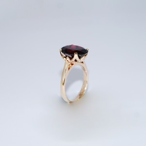 Classic Garnet Ring