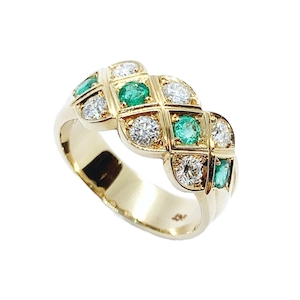 Quintessential Diamond and Emerald Pineapple Ring