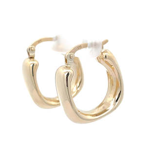 Watch: 9K Yellow Gold Square Hoop Earrings